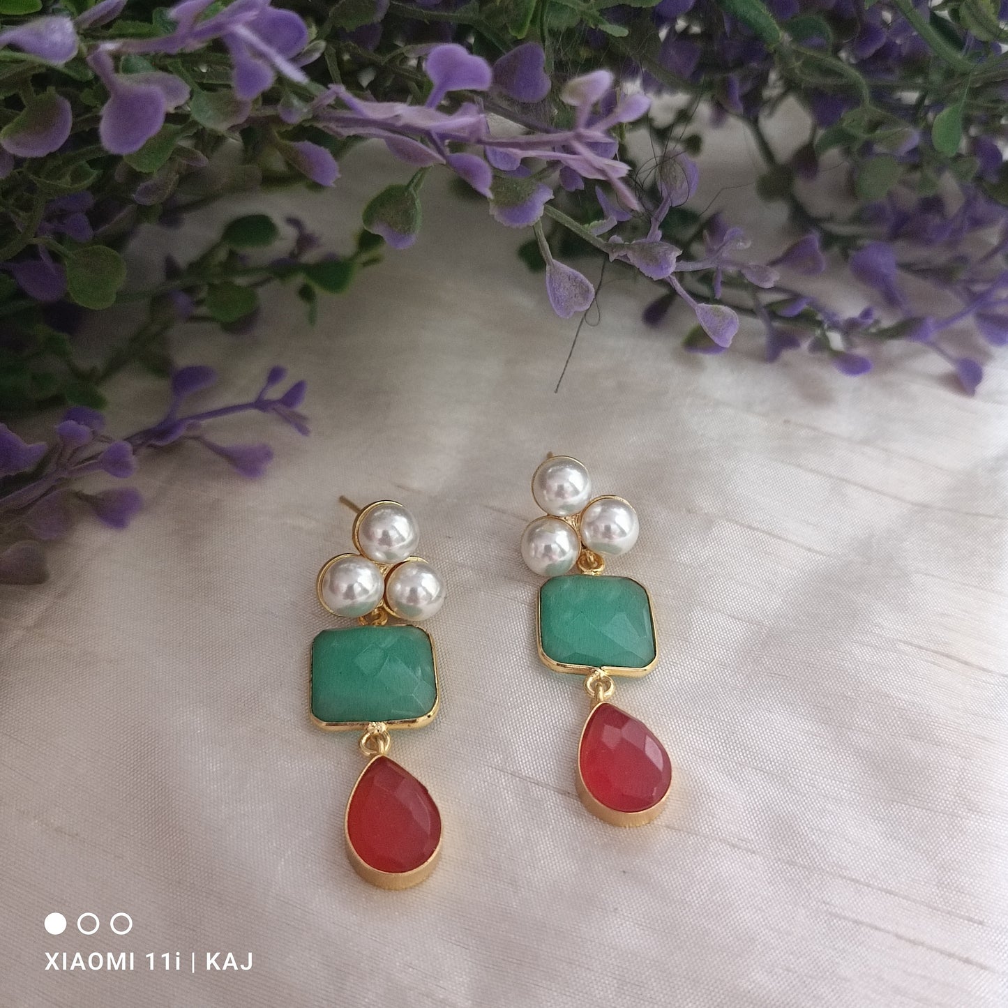 Glass stone earrings