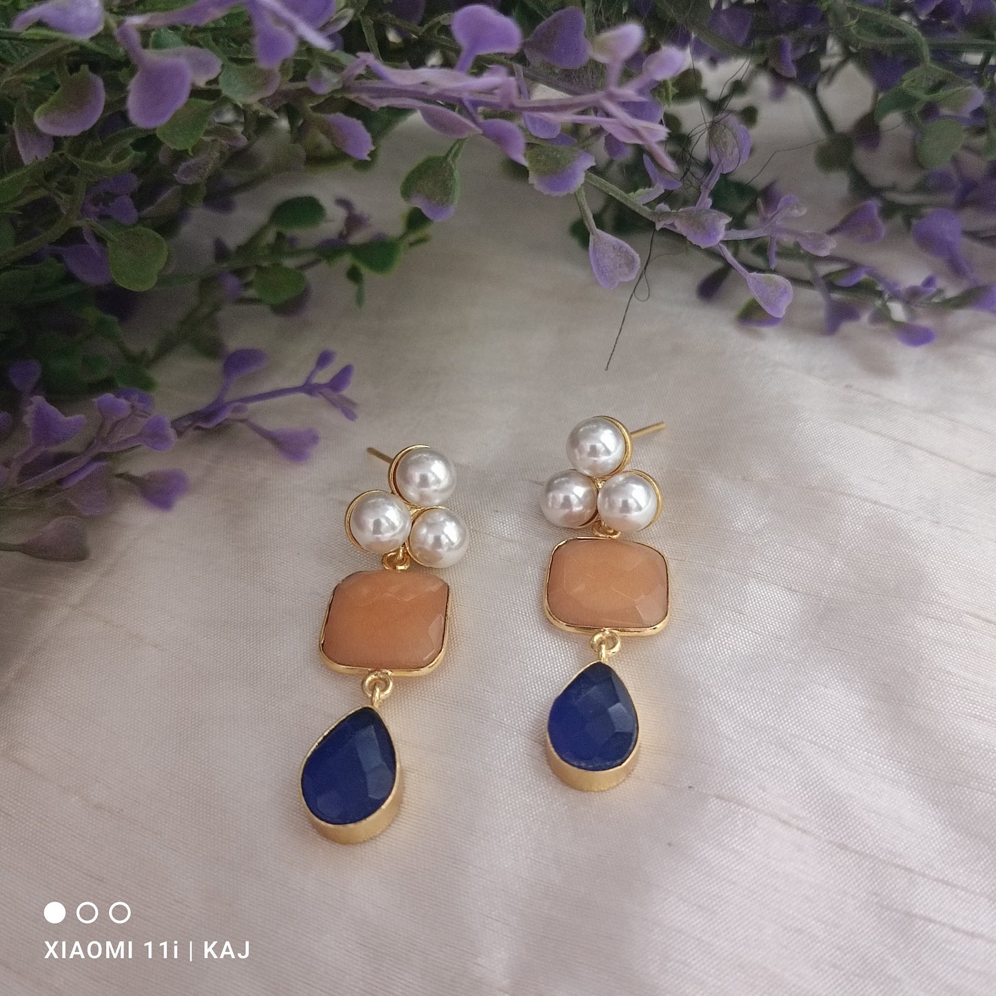 Glass stone earrings