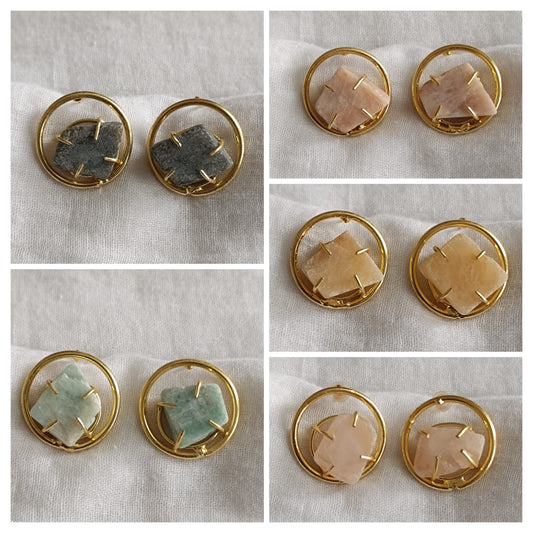 Round shape rough stones earrings