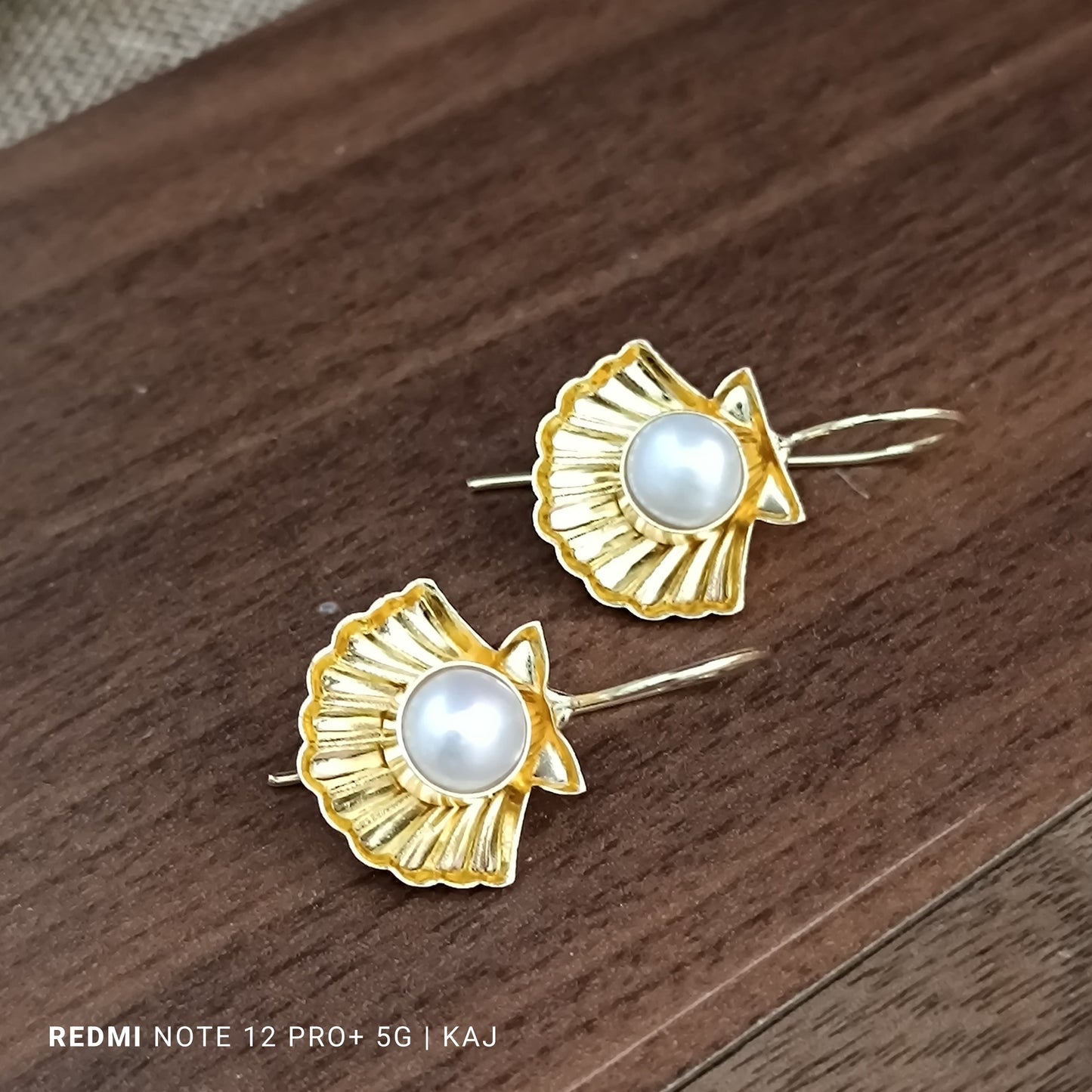 KAJJEWEL ERR-117 REAL PEARLS HOOKS