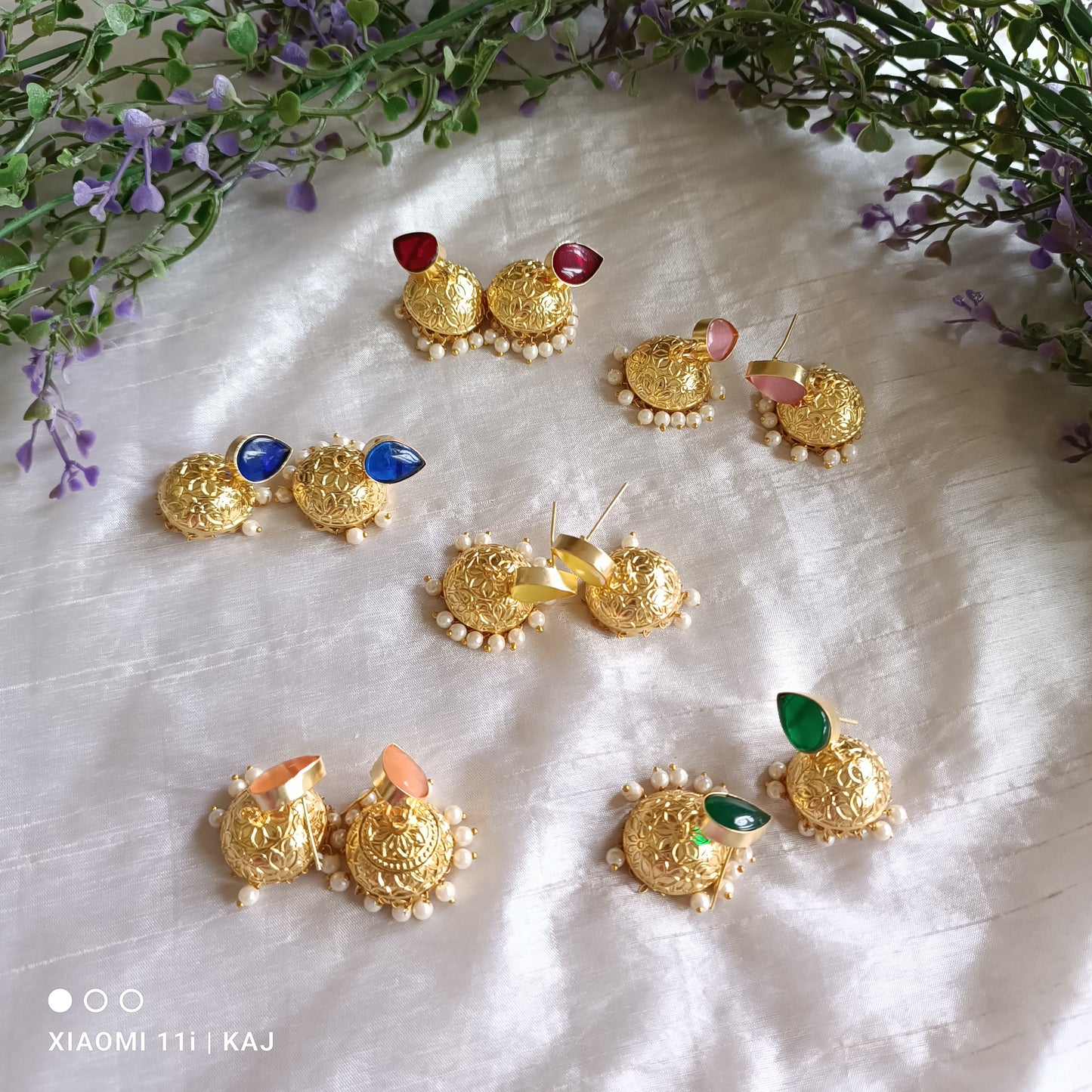 Glass stone small jhumki