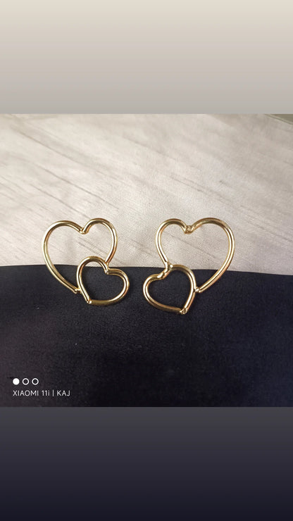 Heart shape pendant with studs combo set