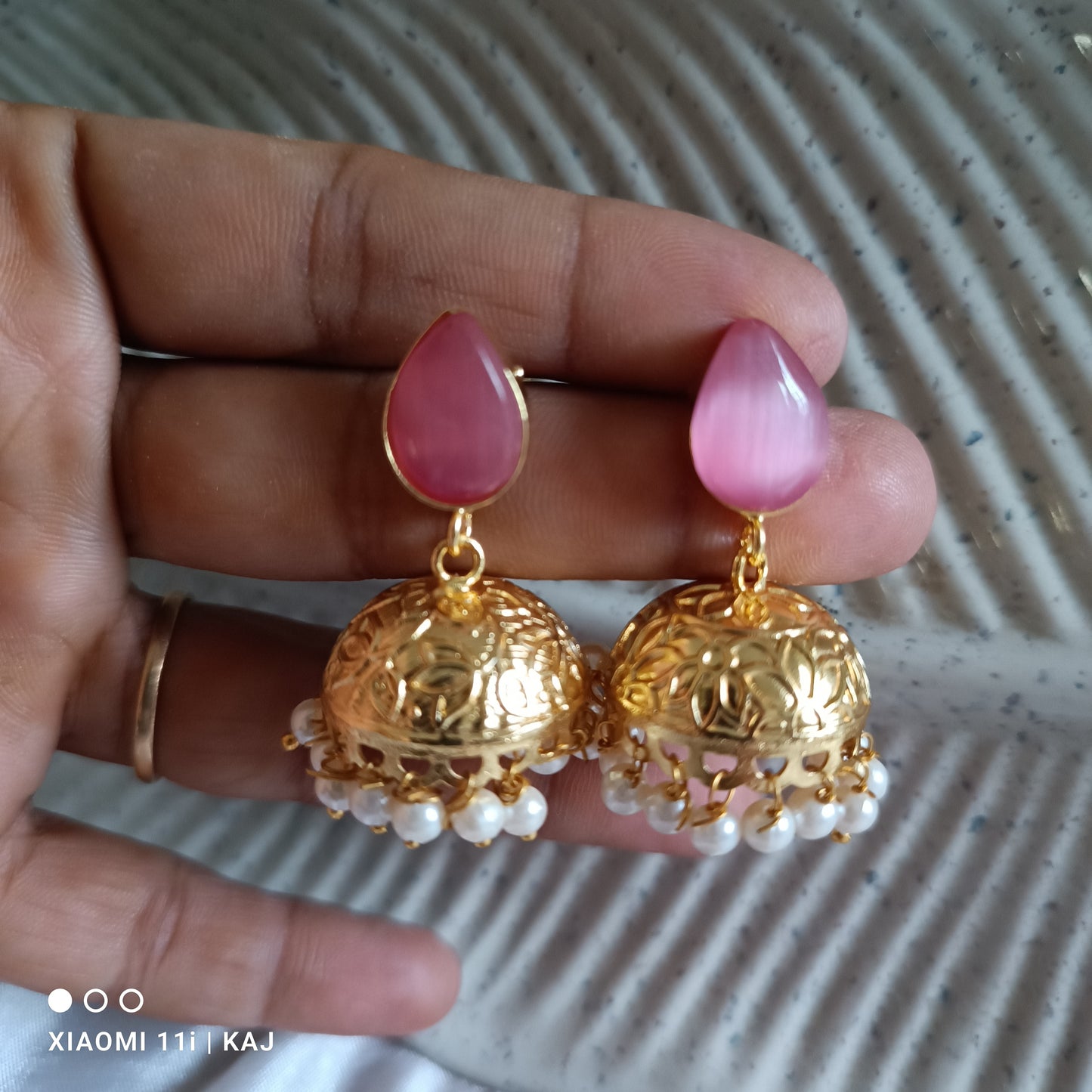 Glass stone small jhumki