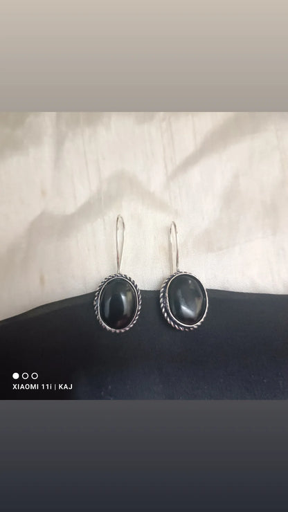 Oxidised hooks