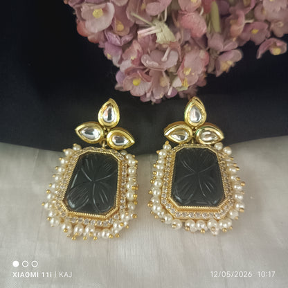Monalisa glass stone earrings with cluster of Pearl's