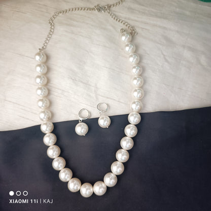 Real sea shell Pearl's neckline set