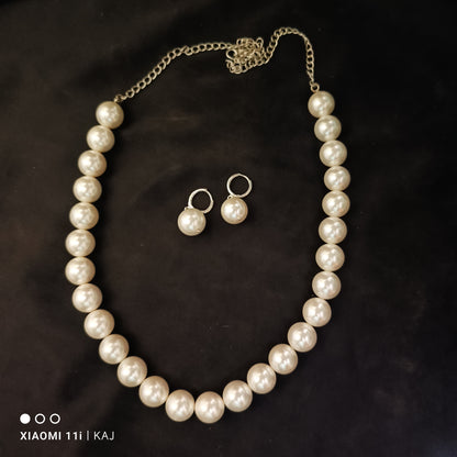 Real sea shell Pearl's neckline set